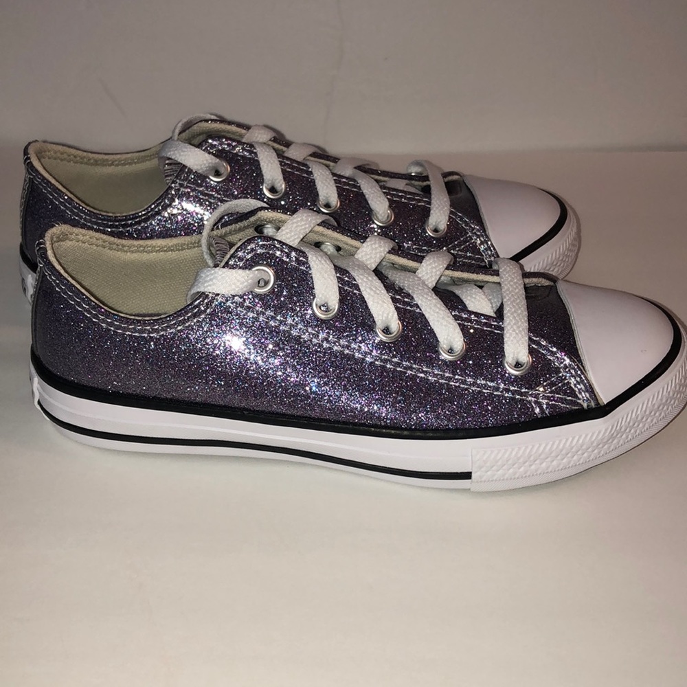 New Converse Chuck Taylor All Star Girls Shoes - Picture 2 of 7